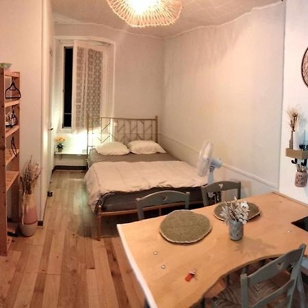 Le Nid Douillet Champetre Linge Fourni Apartment Ла Бурбул Екстериор снимка